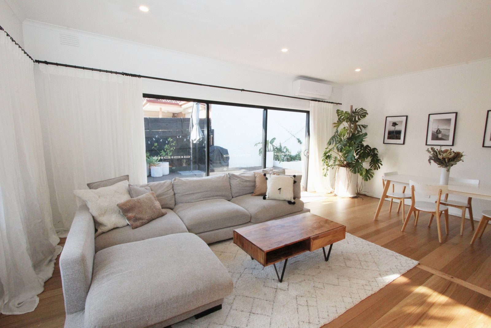 Real Estate and Property in 27 Dega Avenue, Bentleigh East, VIC