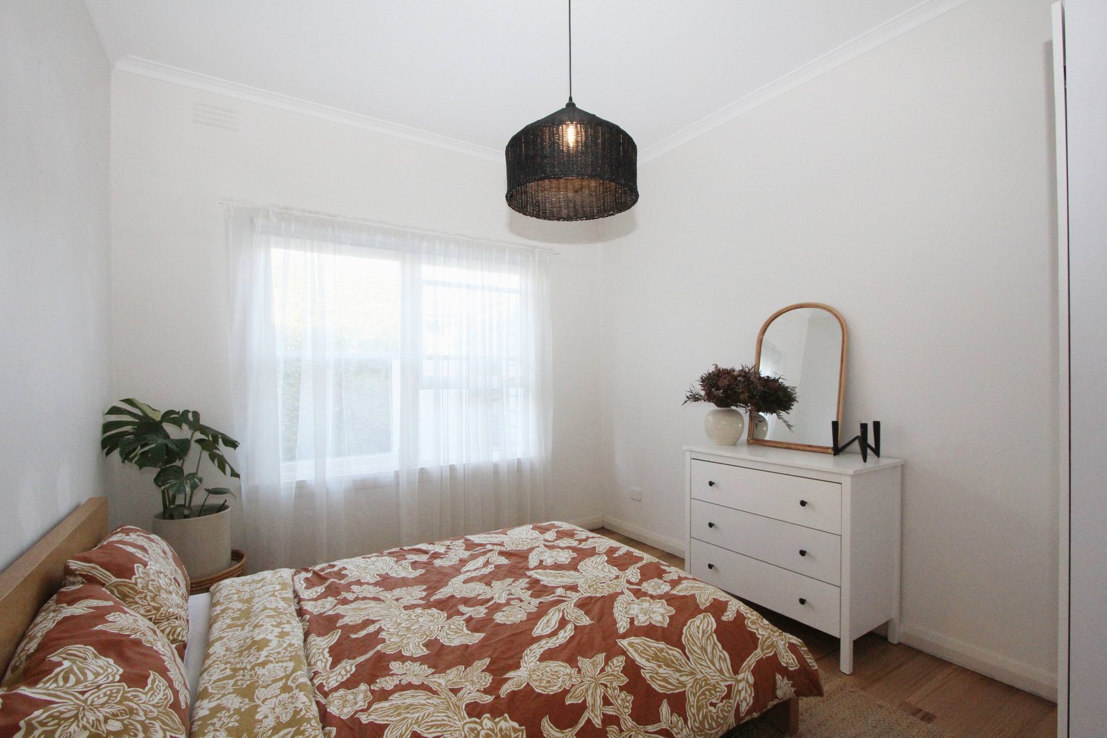 Real Estate and Property in 27 Dega Avenue, Bentleigh East, VIC