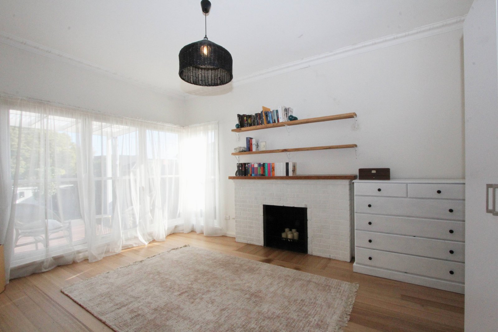 Real Estate and Property in 27 Dega Avenue, Bentleigh East, VIC