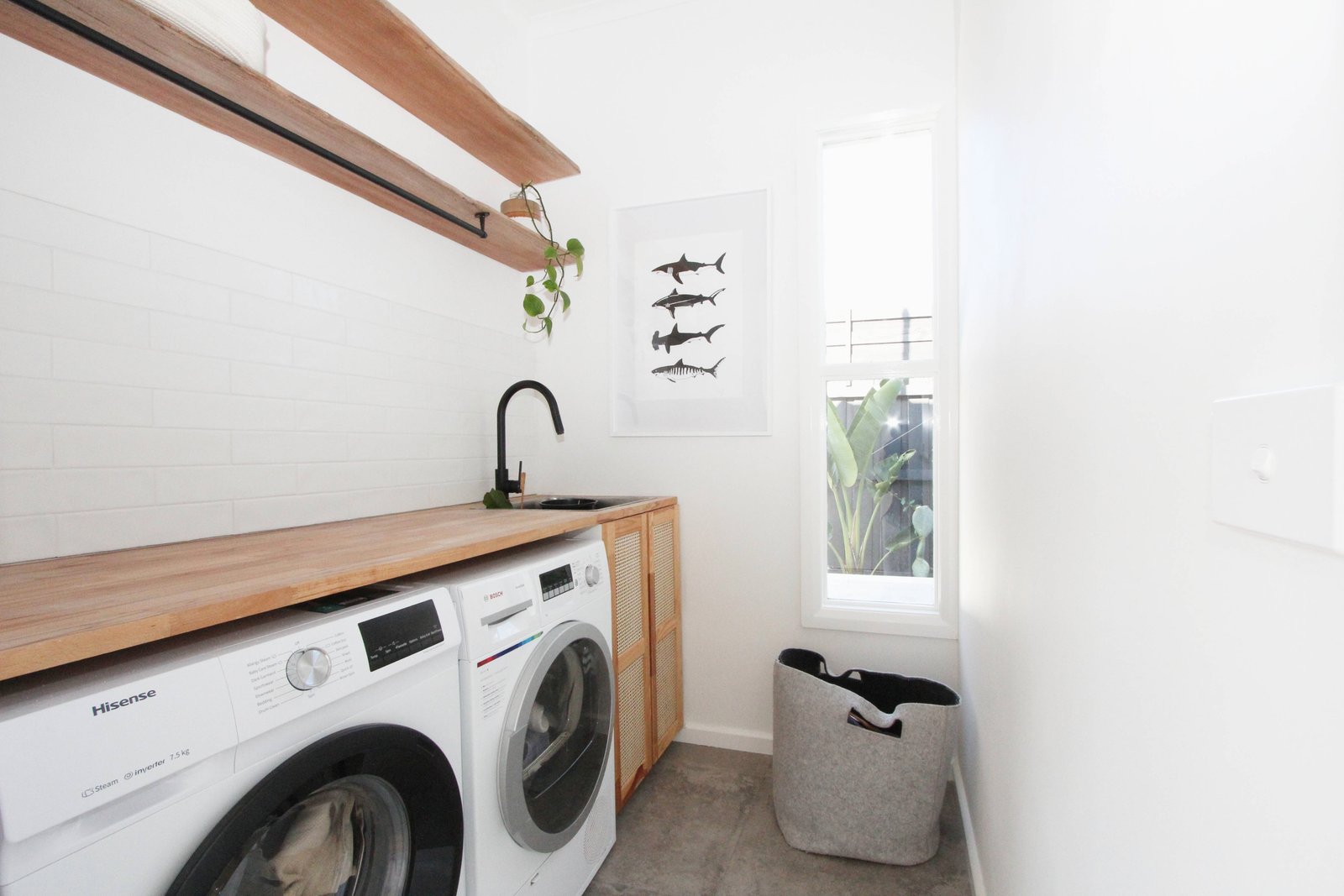 Real Estate and Property in 27 Dega Avenue, Bentleigh East, VIC