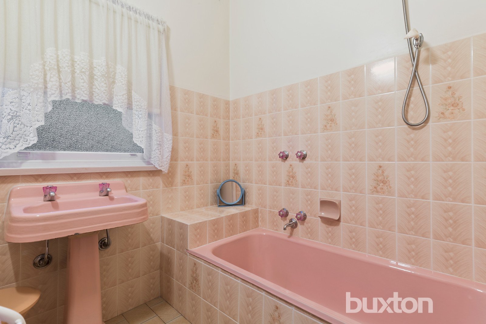 Gallery: 27 Dega Avenue
