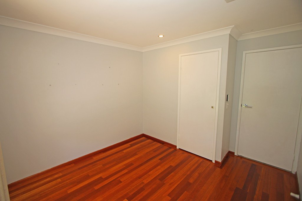 27 Derwent Avenue HELENSVALE 13