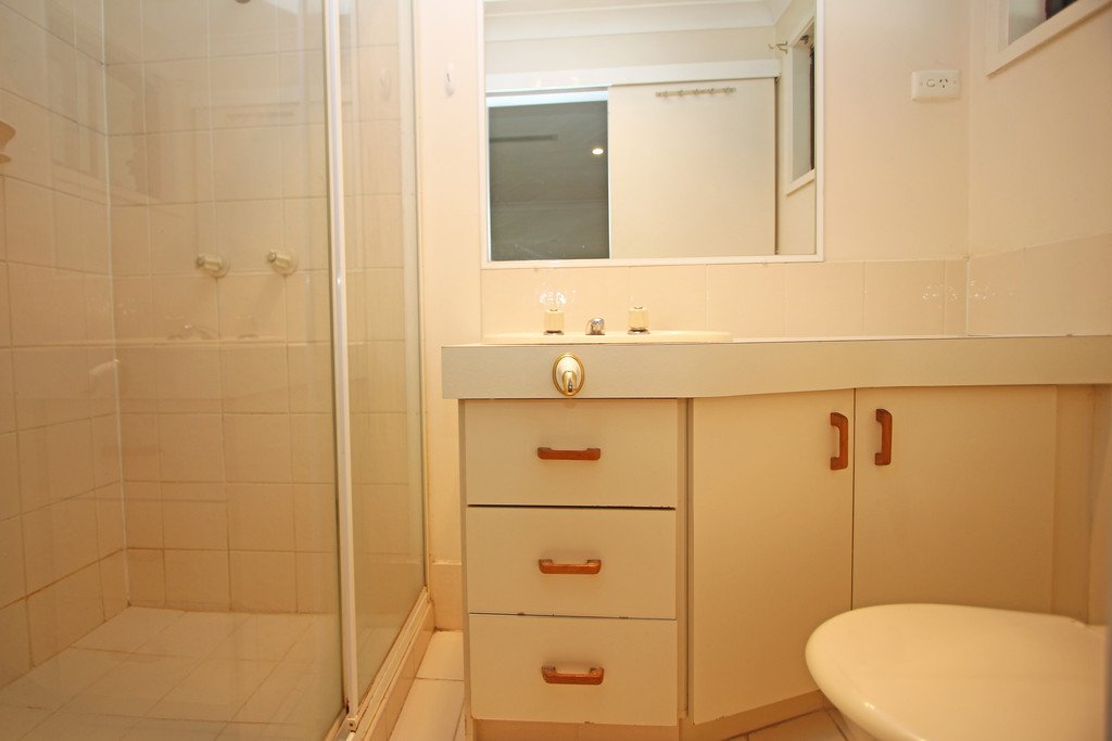 27 Derwent Avenue HELENSVALE 15