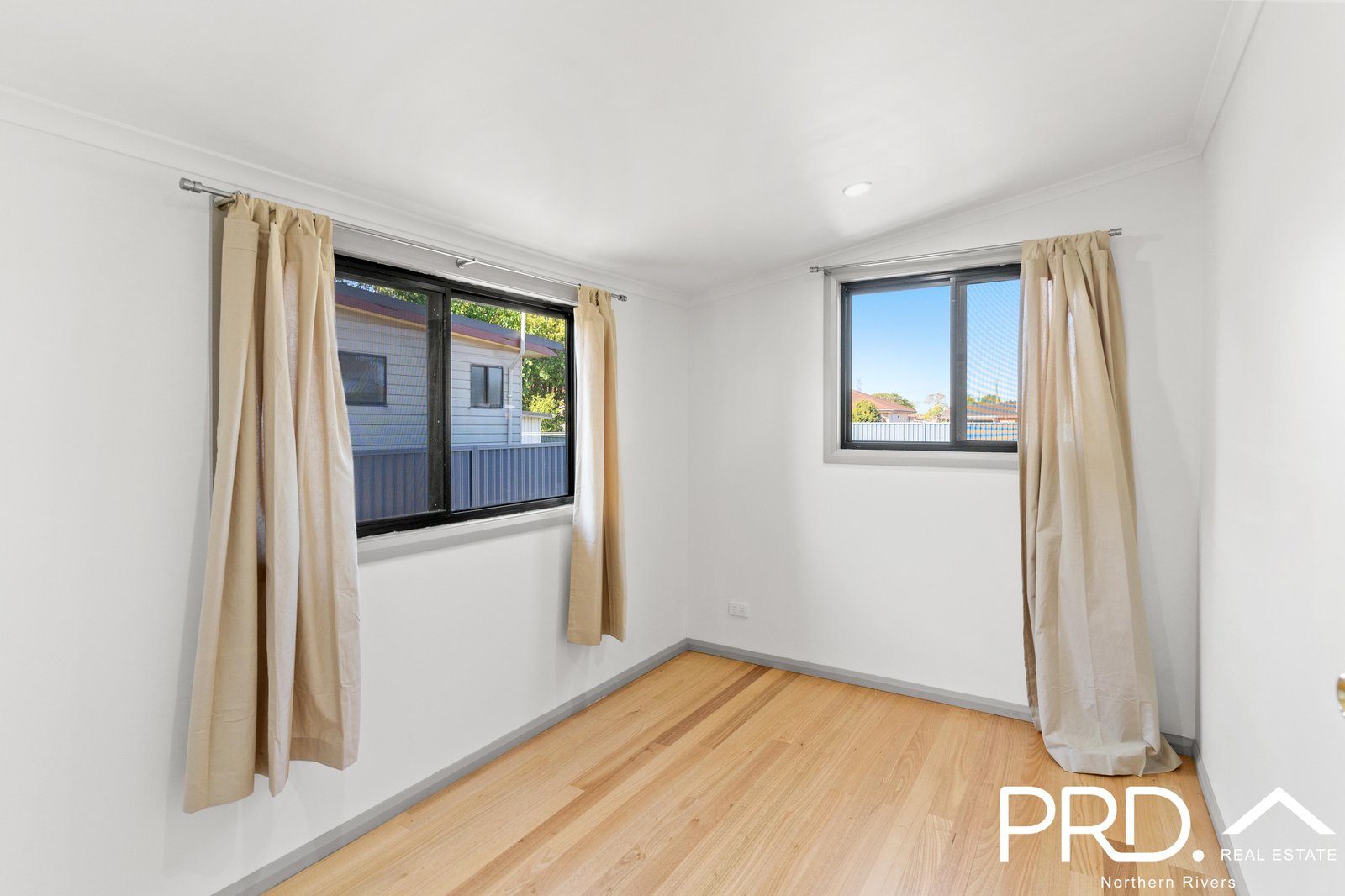 27 Diary Street CASINO 12