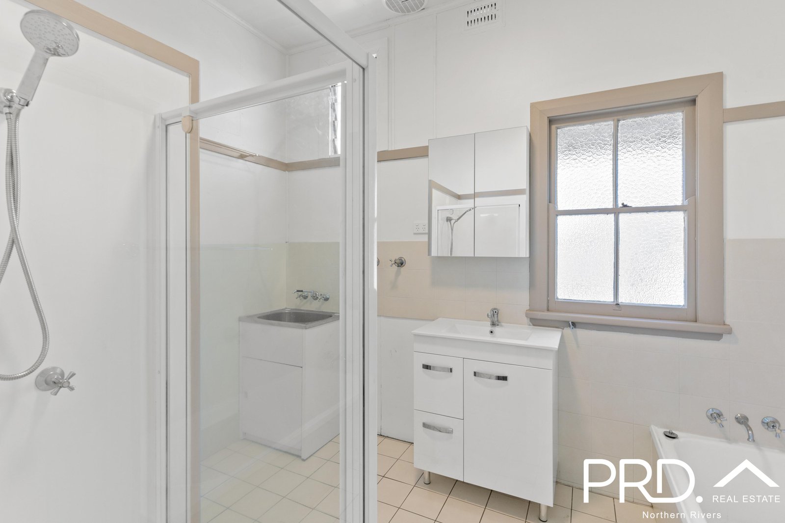 27 Diary Street CASINO 15