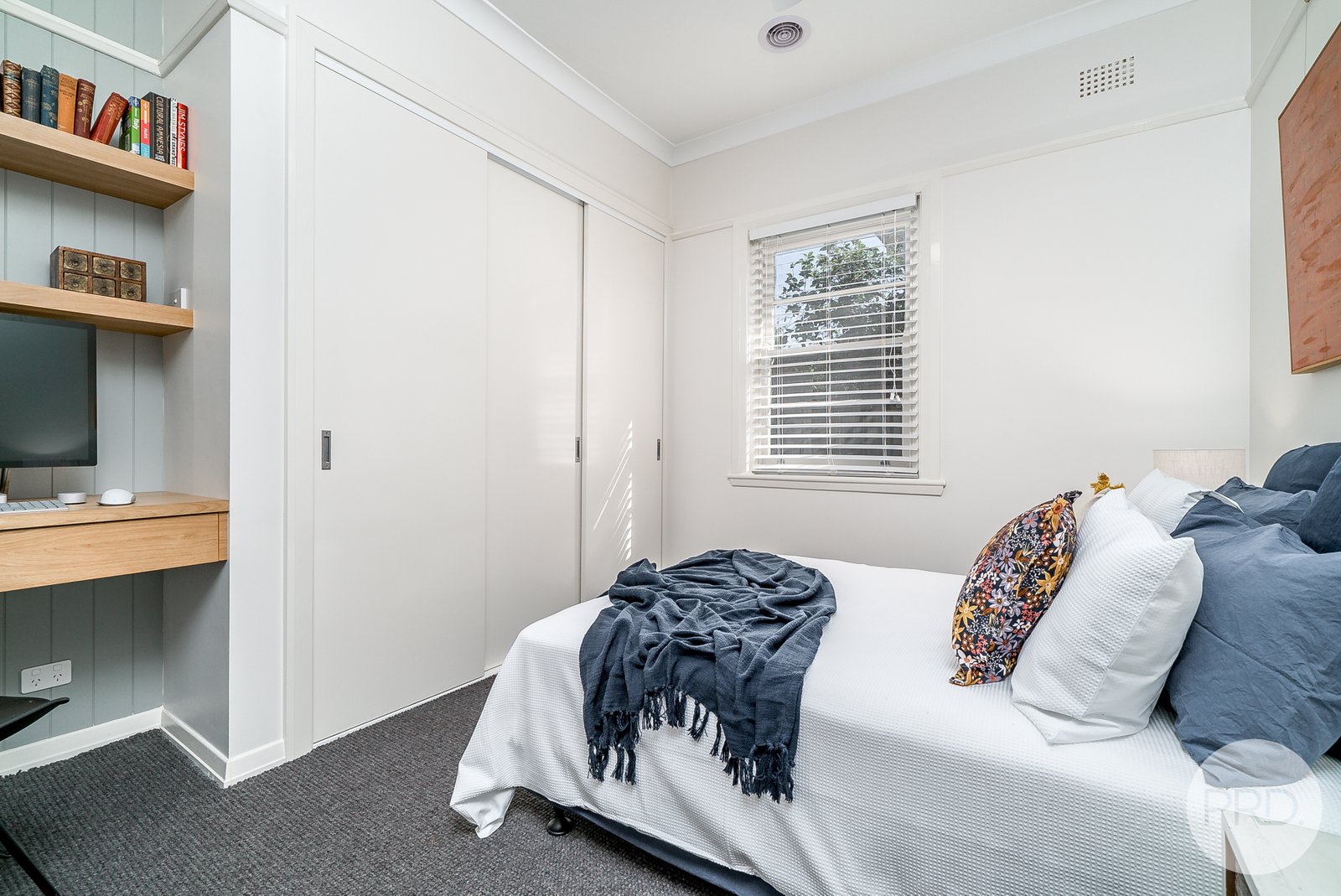 27 Dobbs Street WAGGA WAGGA 18