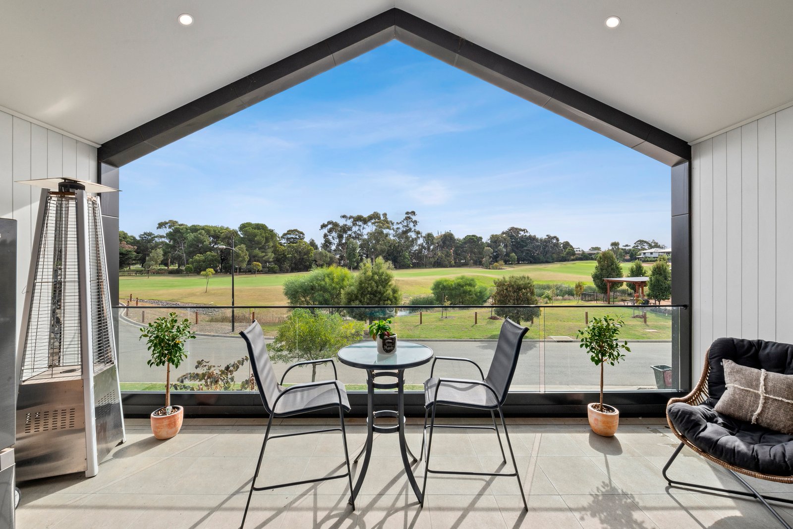 Gallery: 27 Dobie Court