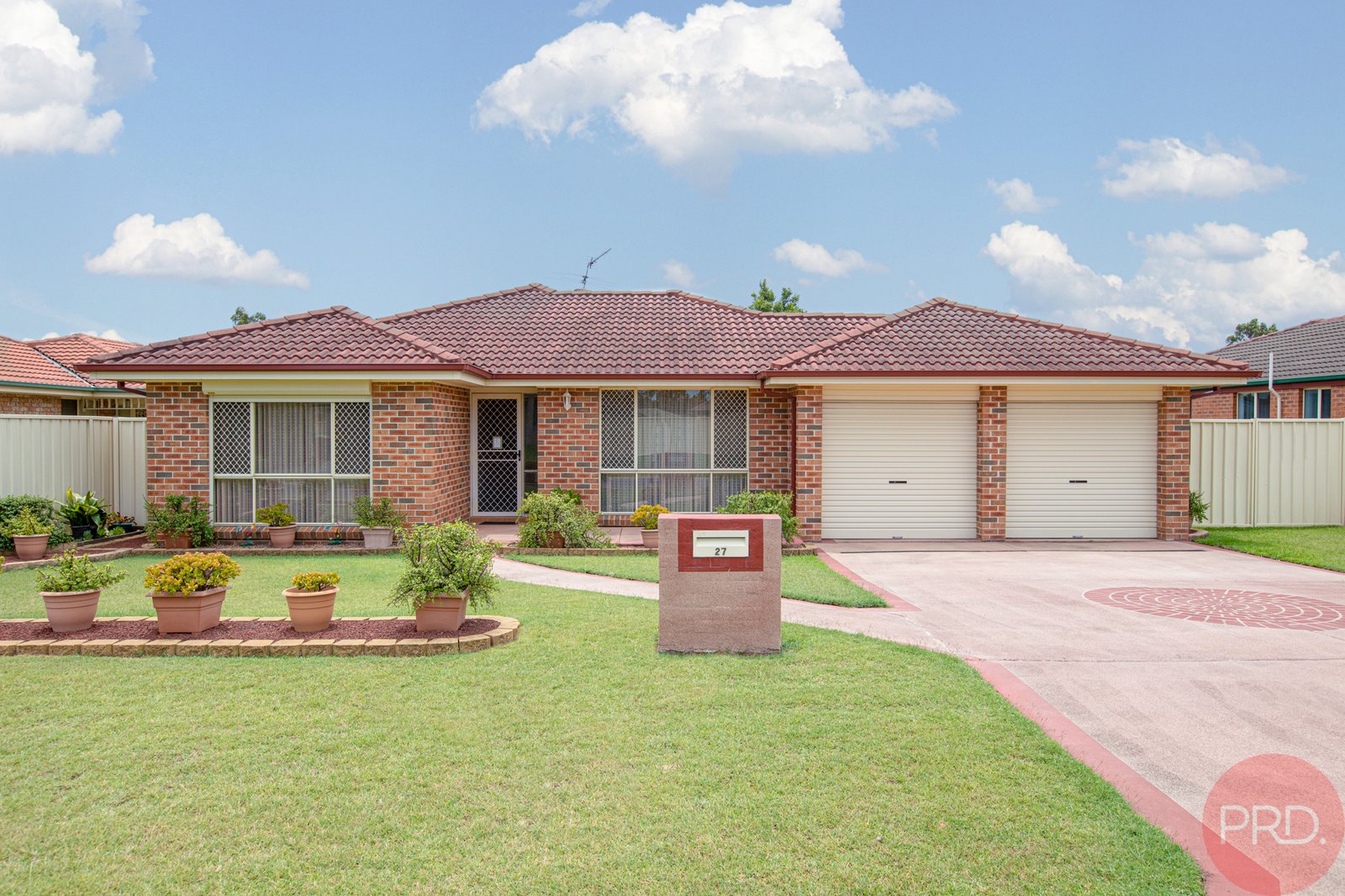 27 Drysdale Crescent METFORD 1