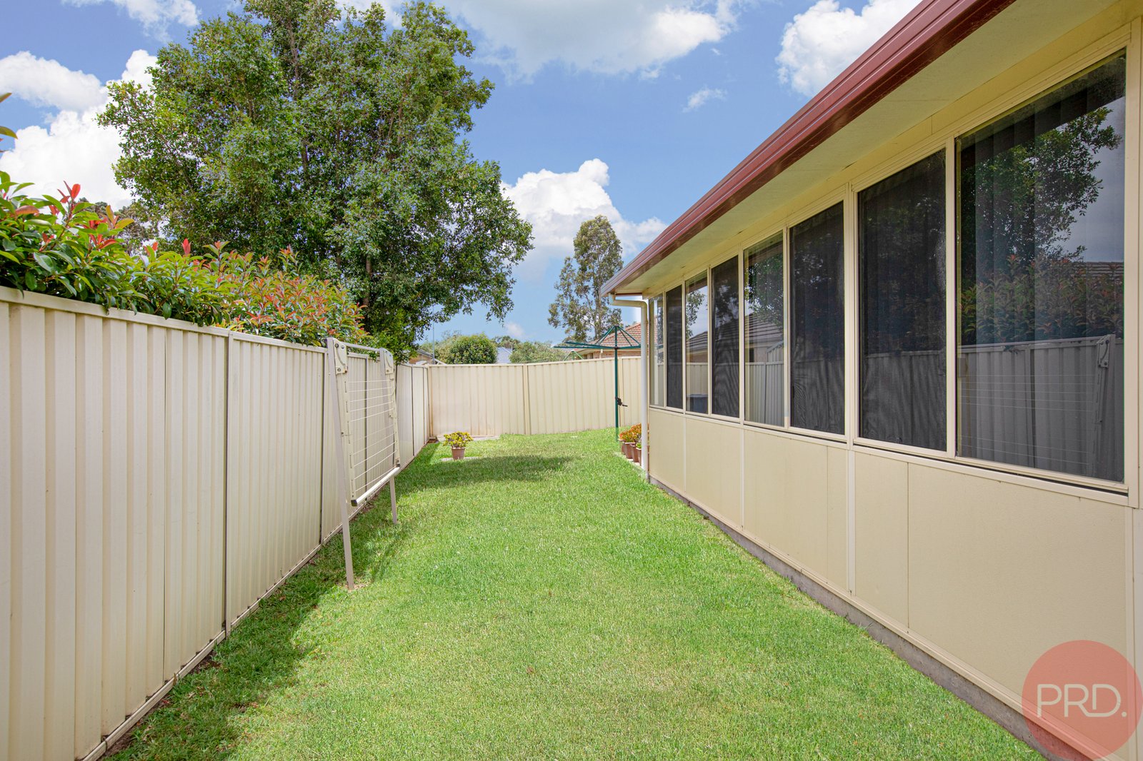 27 Drysdale Crescent METFORD 17