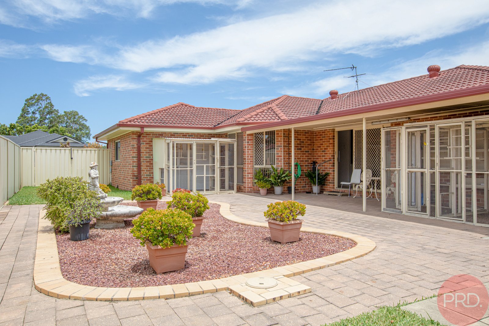 27 Drysdale Crescent METFORD 21
