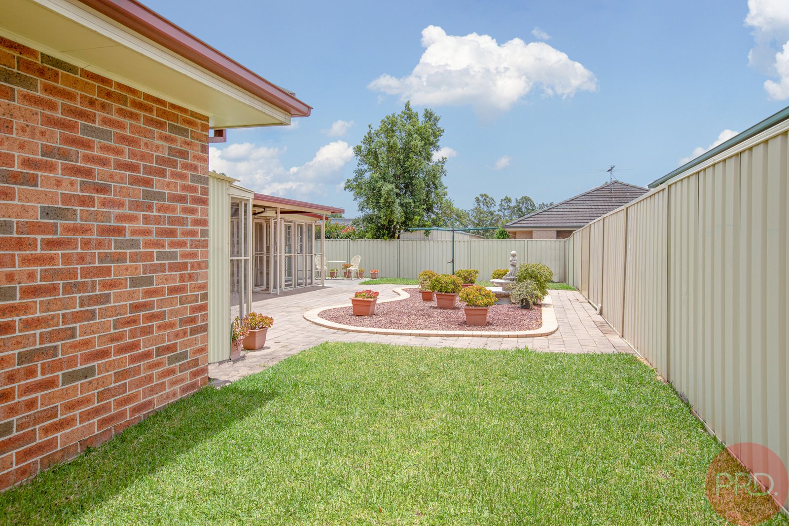 27 Drysdale Crescent METFORD 24
