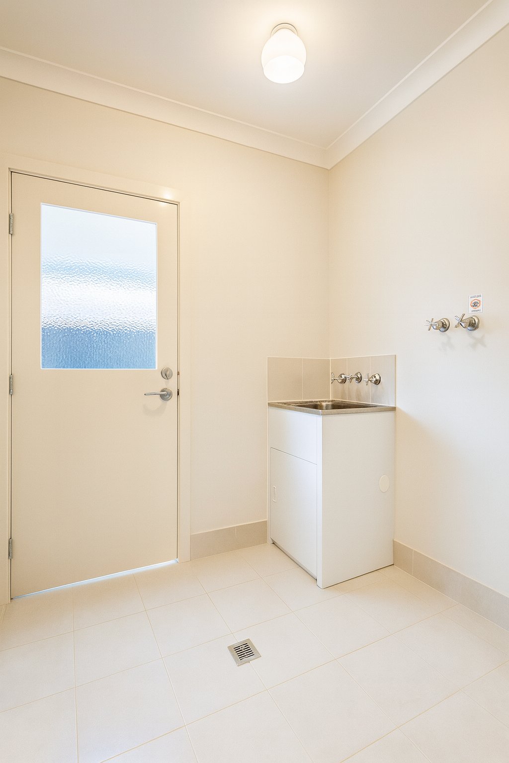 27 Ducros Street ORAN PARK 13