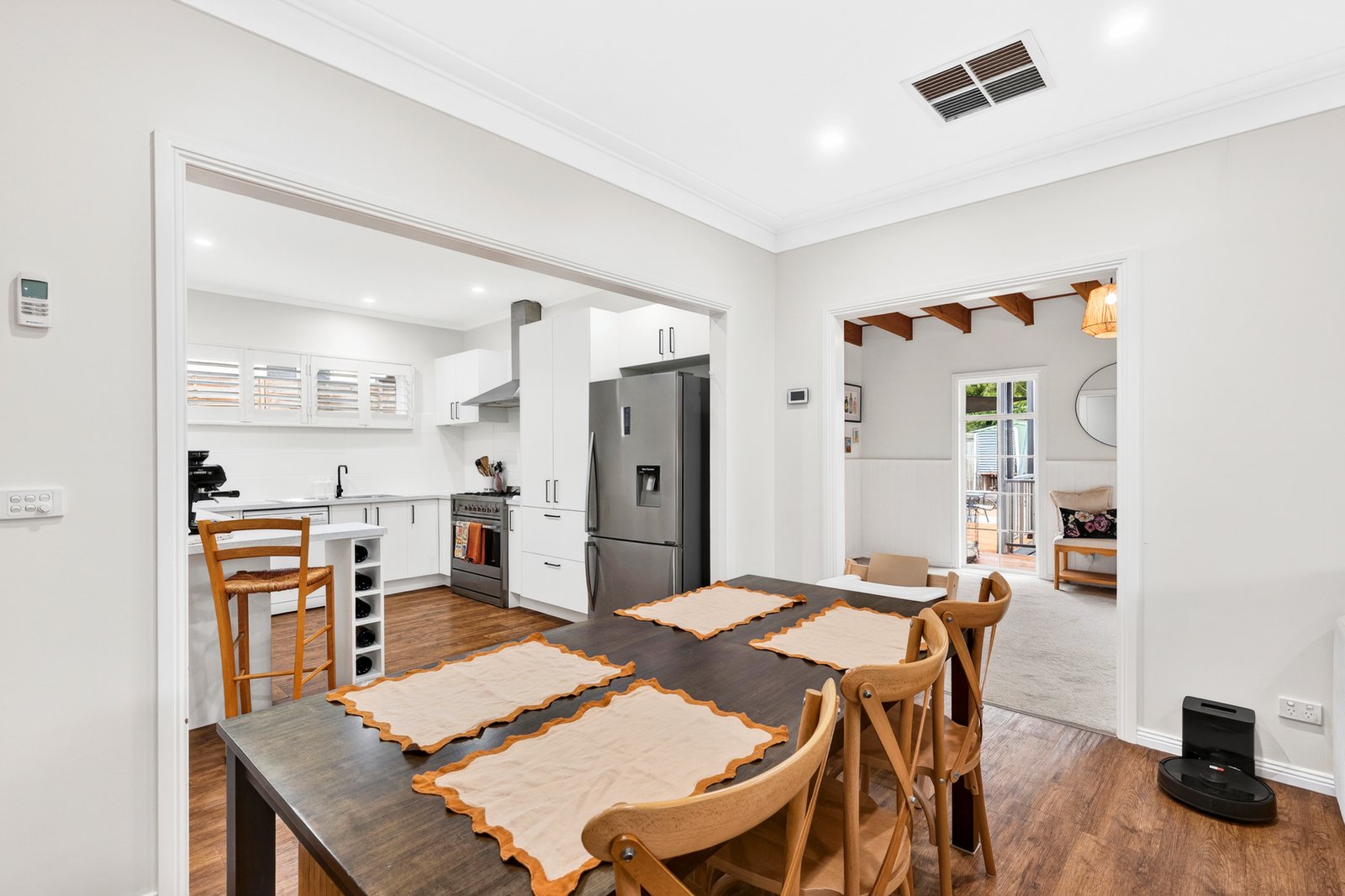 Gallery: 27 Dudley Street