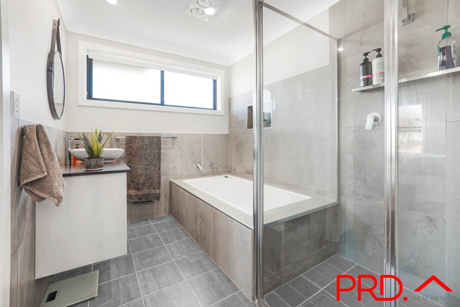 27 Eagle Avenue TAMWORTH 6