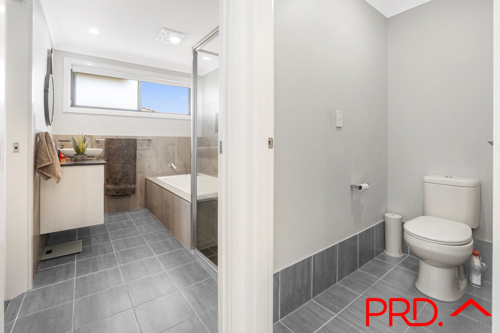 27 Eagle Avenue TAMWORTH 7