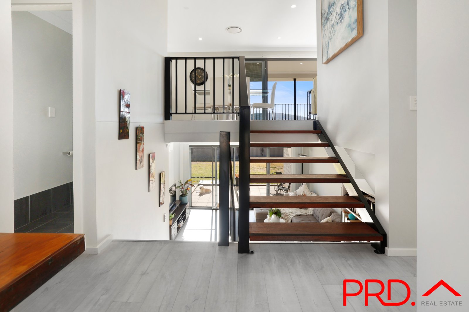 27 Eagle Avenue TAMWORTH 11