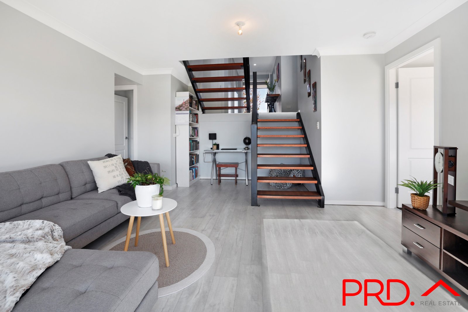 27 Eagle Avenue TAMWORTH 18