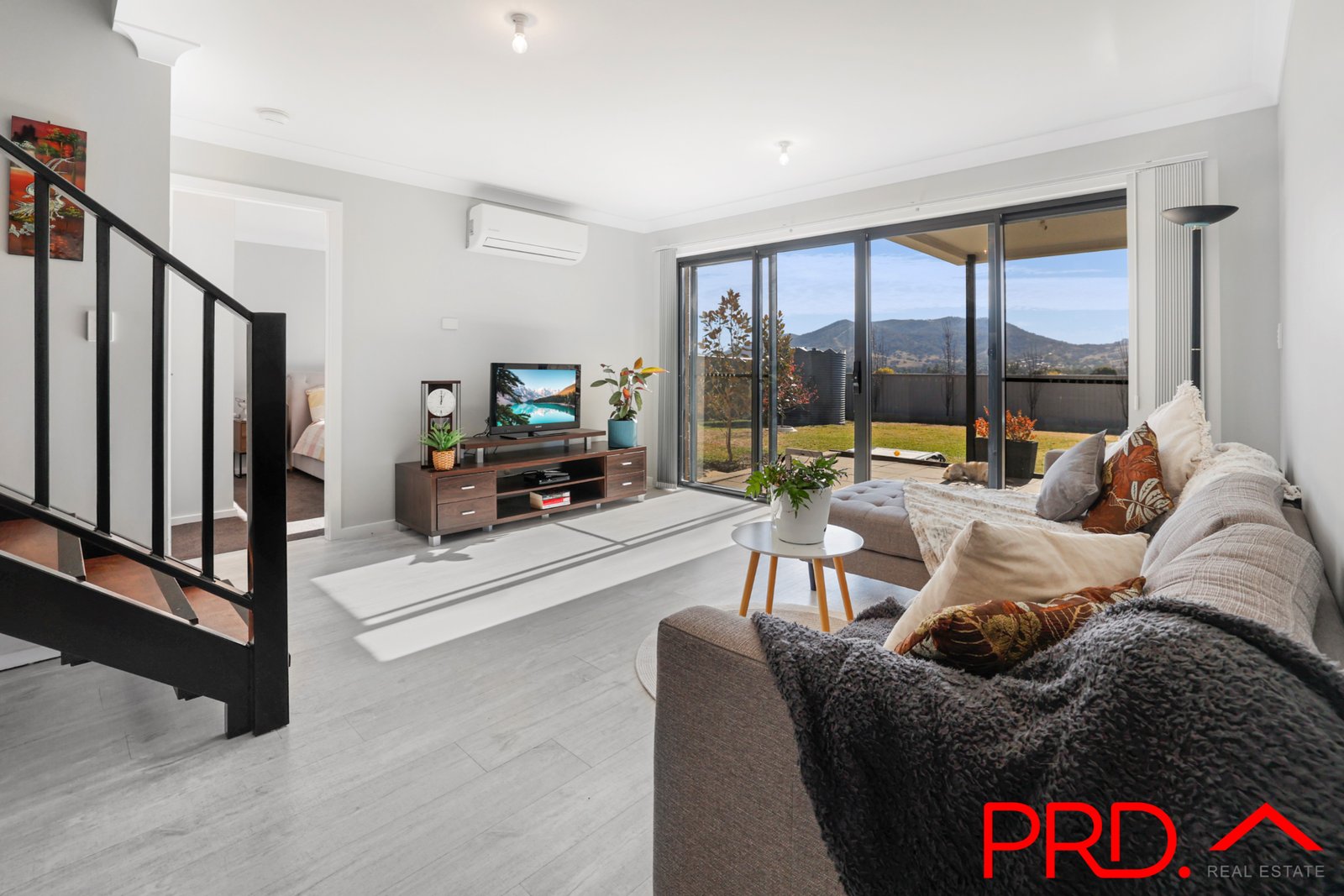 27 Eagle Avenue TAMWORTH 19