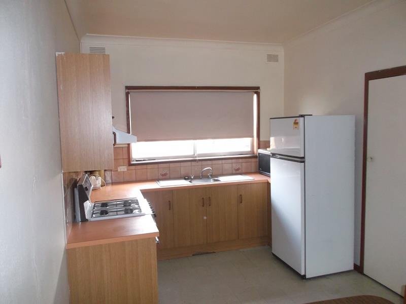 2/7 Edney St  KOORINGAL 2