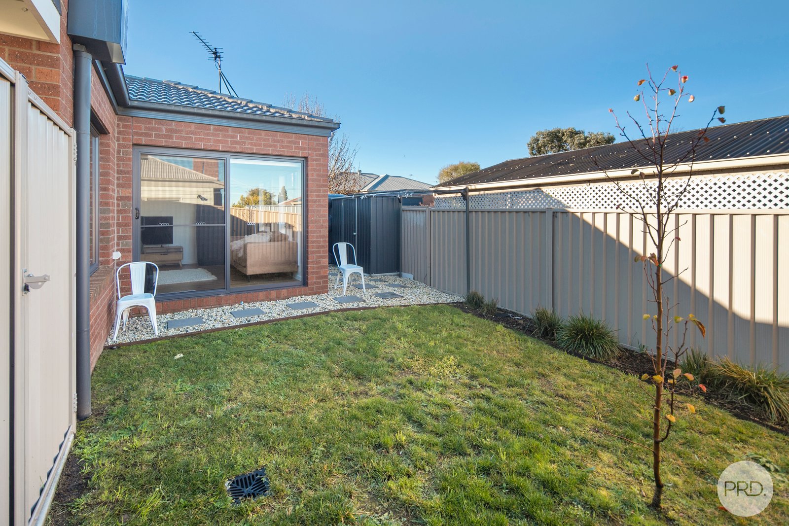 2/7 Edwards Street SEBASTOPOL 9