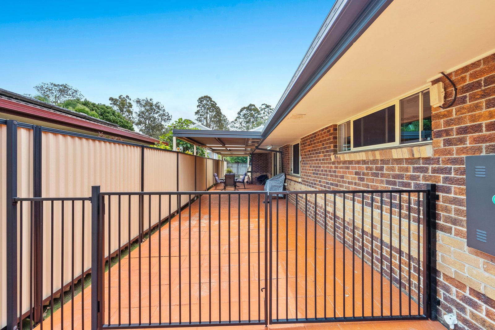 27 Elizabeth Street CURRUMBIN WATERS 23