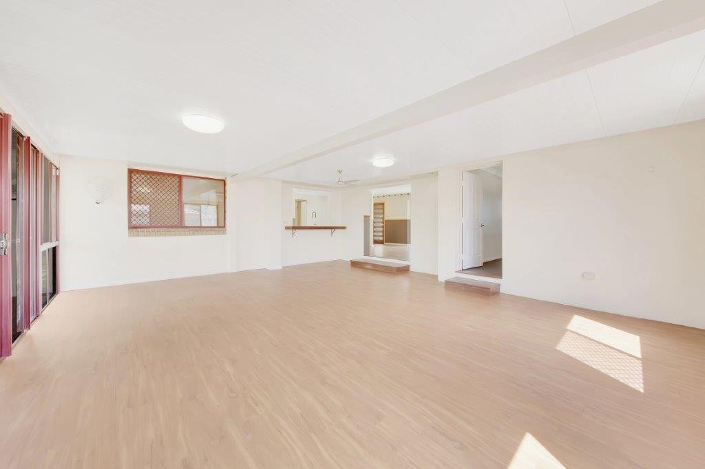 27 ELLINGTON Drive NEW AUCKLAND 8