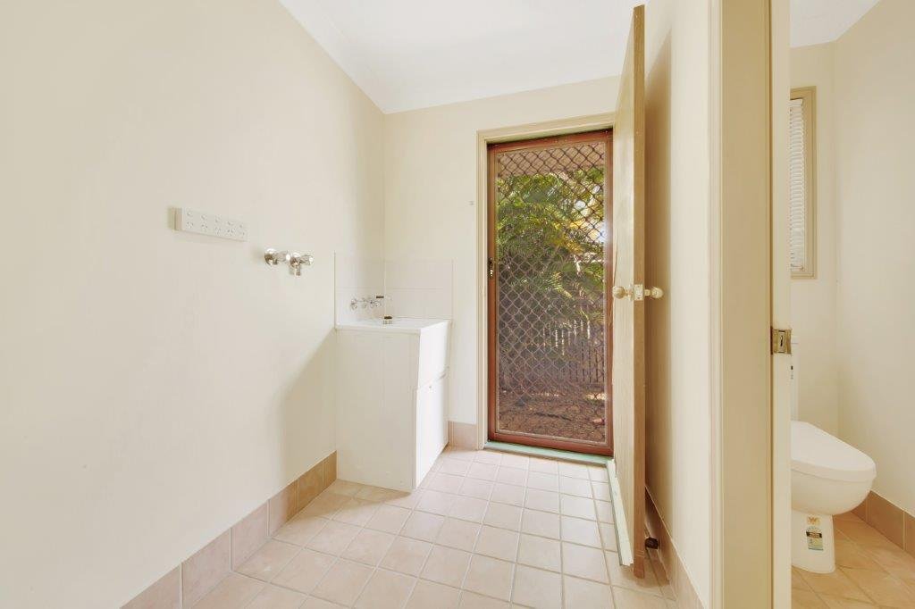 27 ELLINGTON Drive NEW AUCKLAND 13