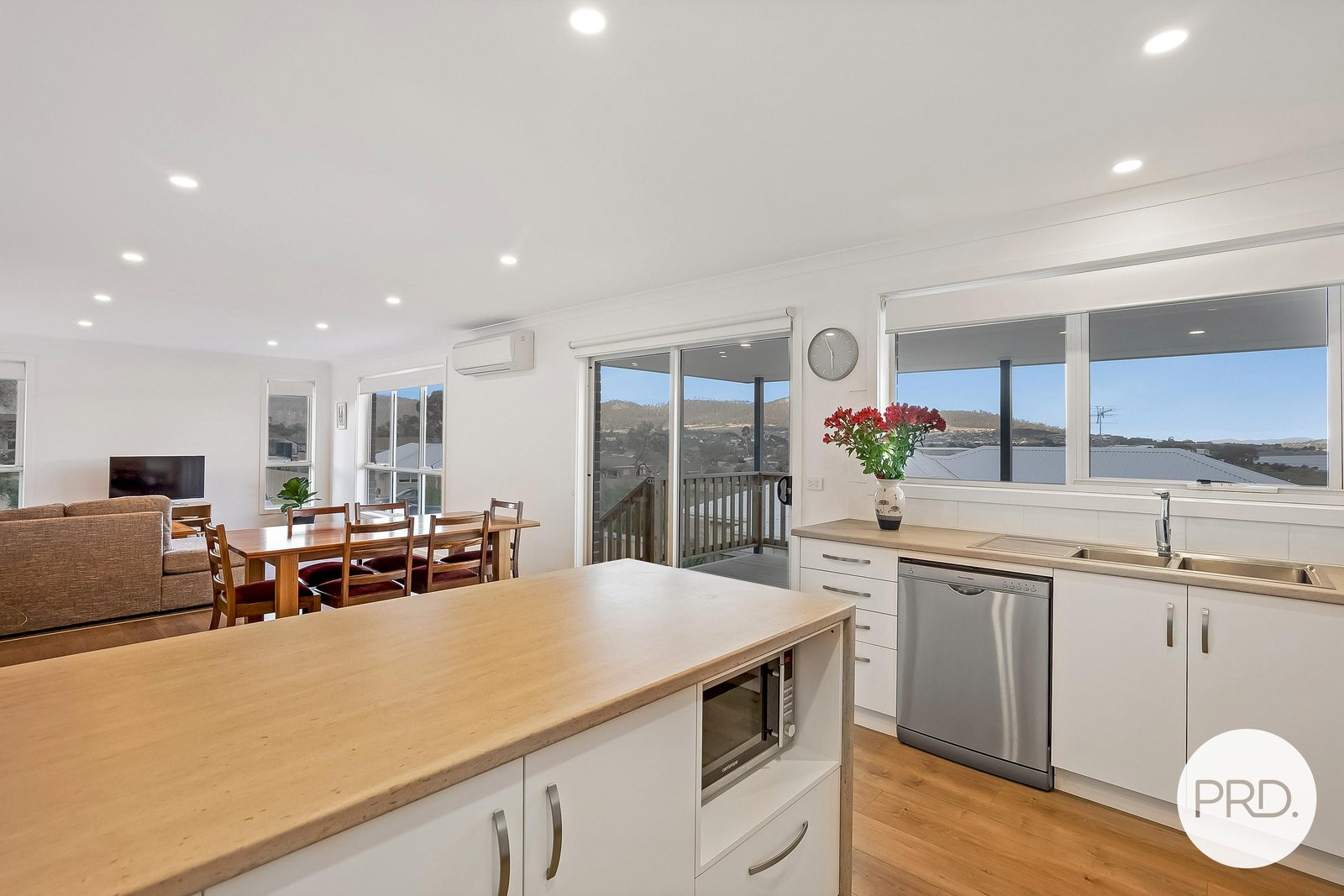 27 Enchantress Street ROKEBY 7