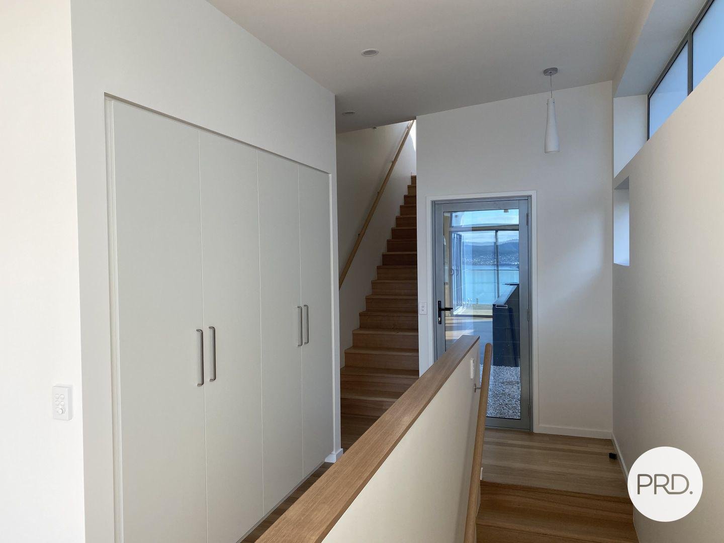 27 Enterprise rd  SANDY BAY 4