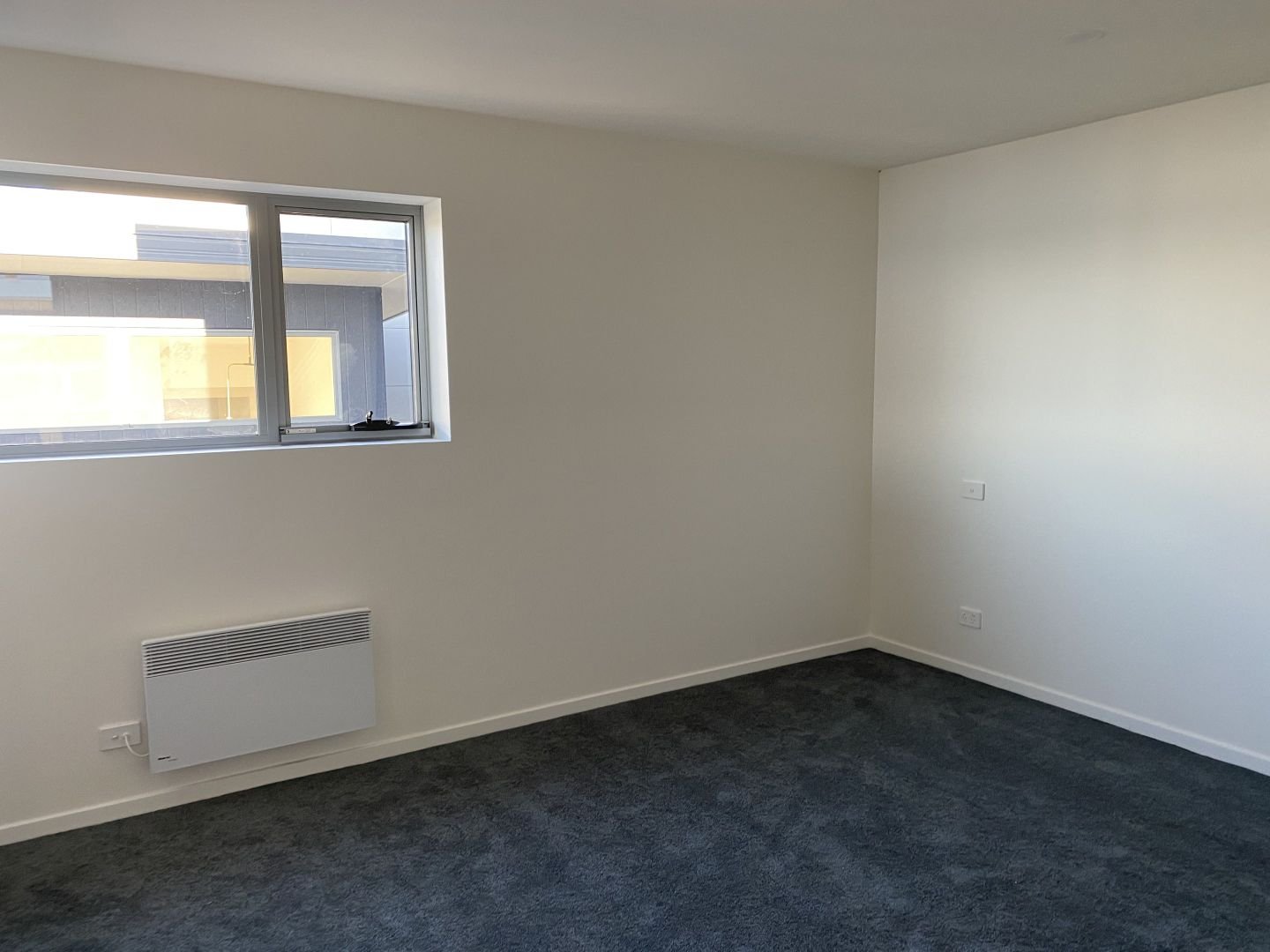 27 Enterprise rd  SANDY BAY 15