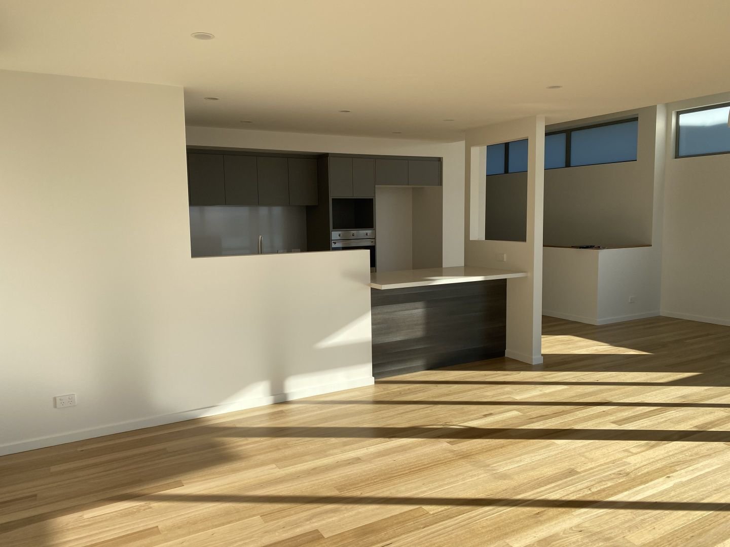 27 Enterprise rd  SANDY BAY 19