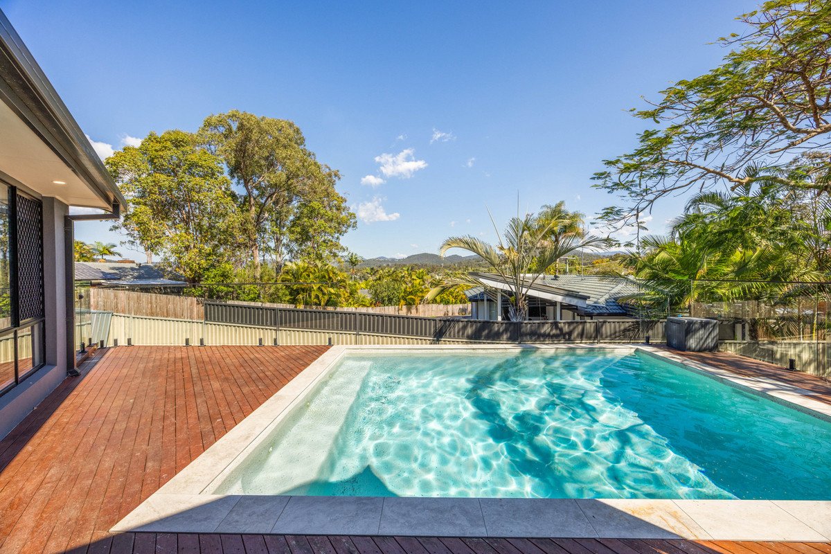 27 Equinox Court Mudgeeraba 2