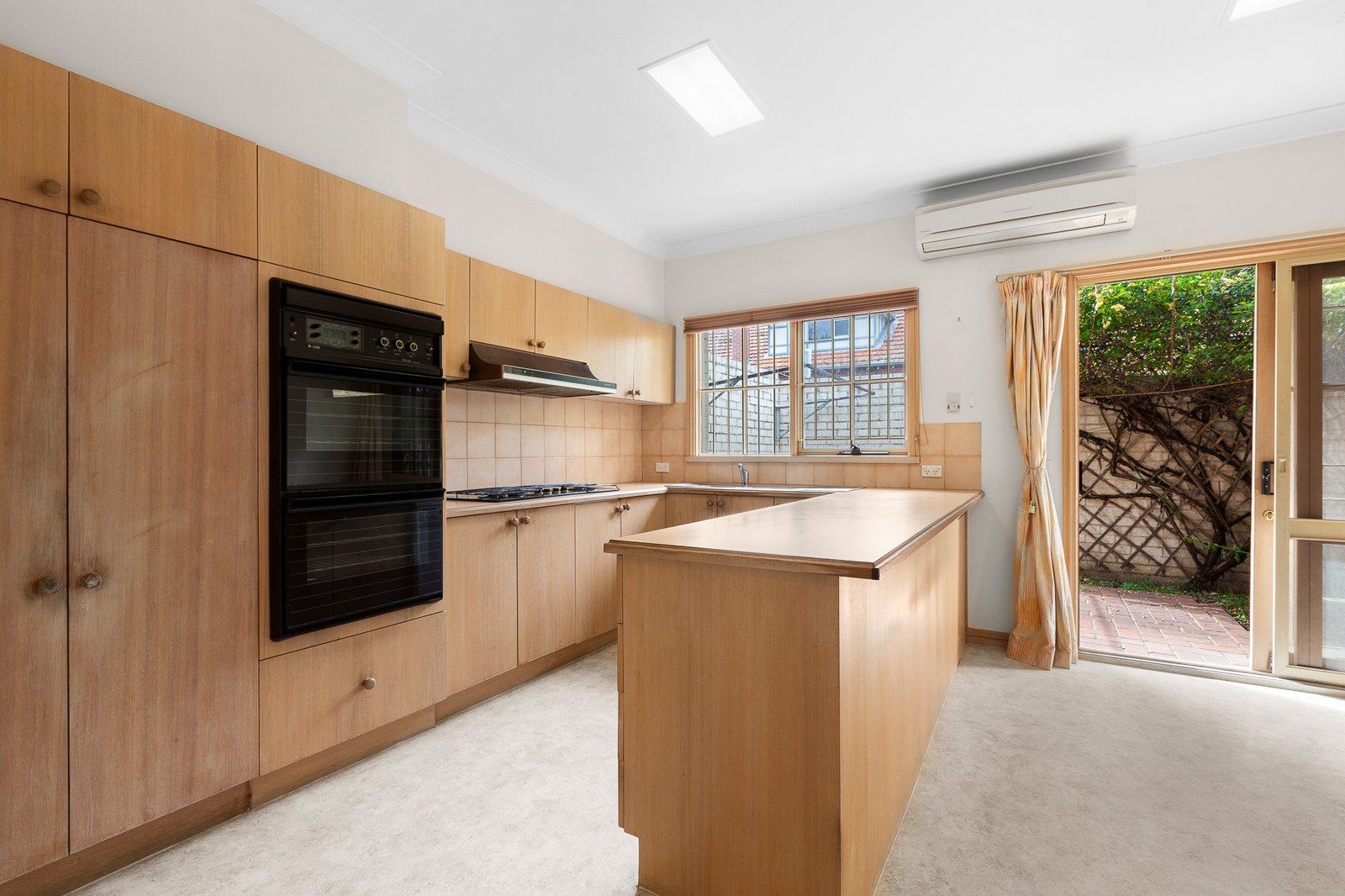 Real Estate and Property in 27 Eva Street, Malvern, VIC