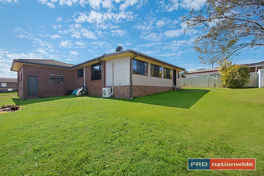 27 Fairway Drive CASINO 8