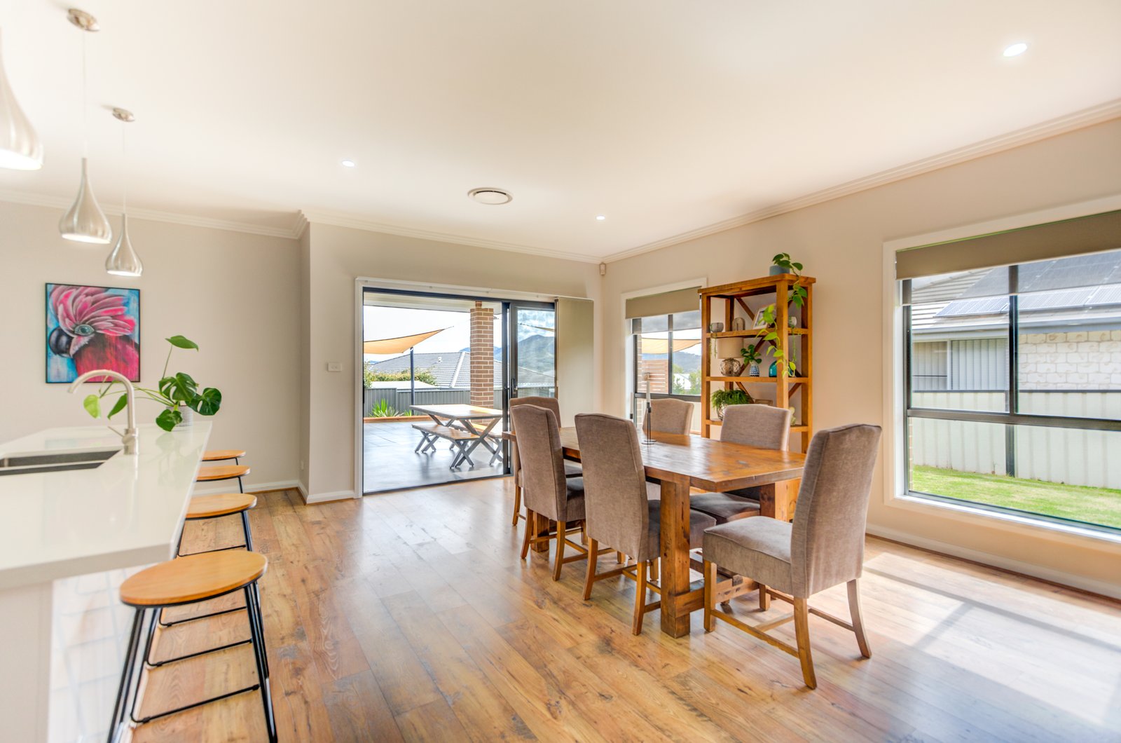 27 Falcon Drive TAMWORTH 2