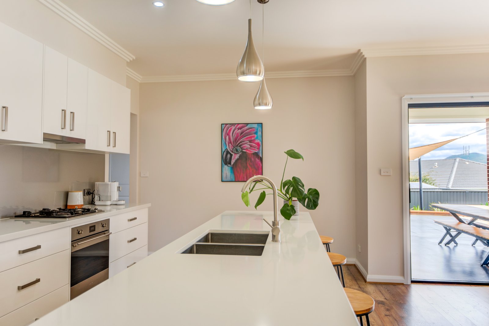 27 Falcon Drive TAMWORTH 6