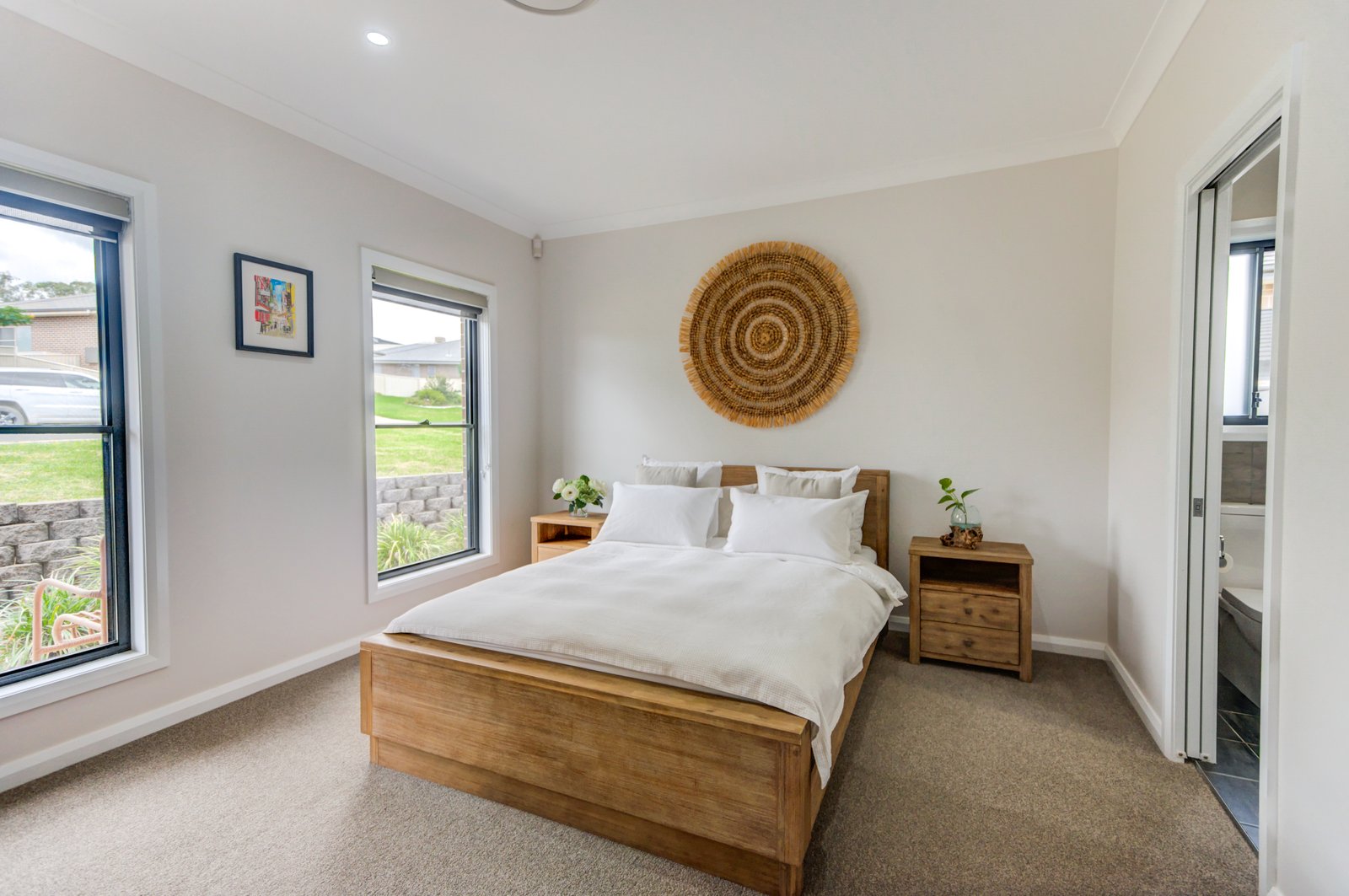 27 Falcon Drive TAMWORTH 7