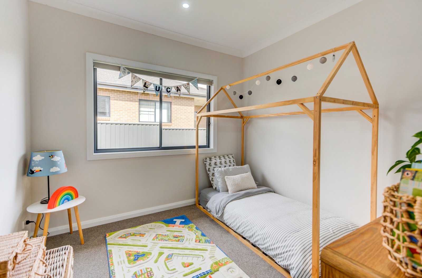 27 Falcon Drive TAMWORTH 11