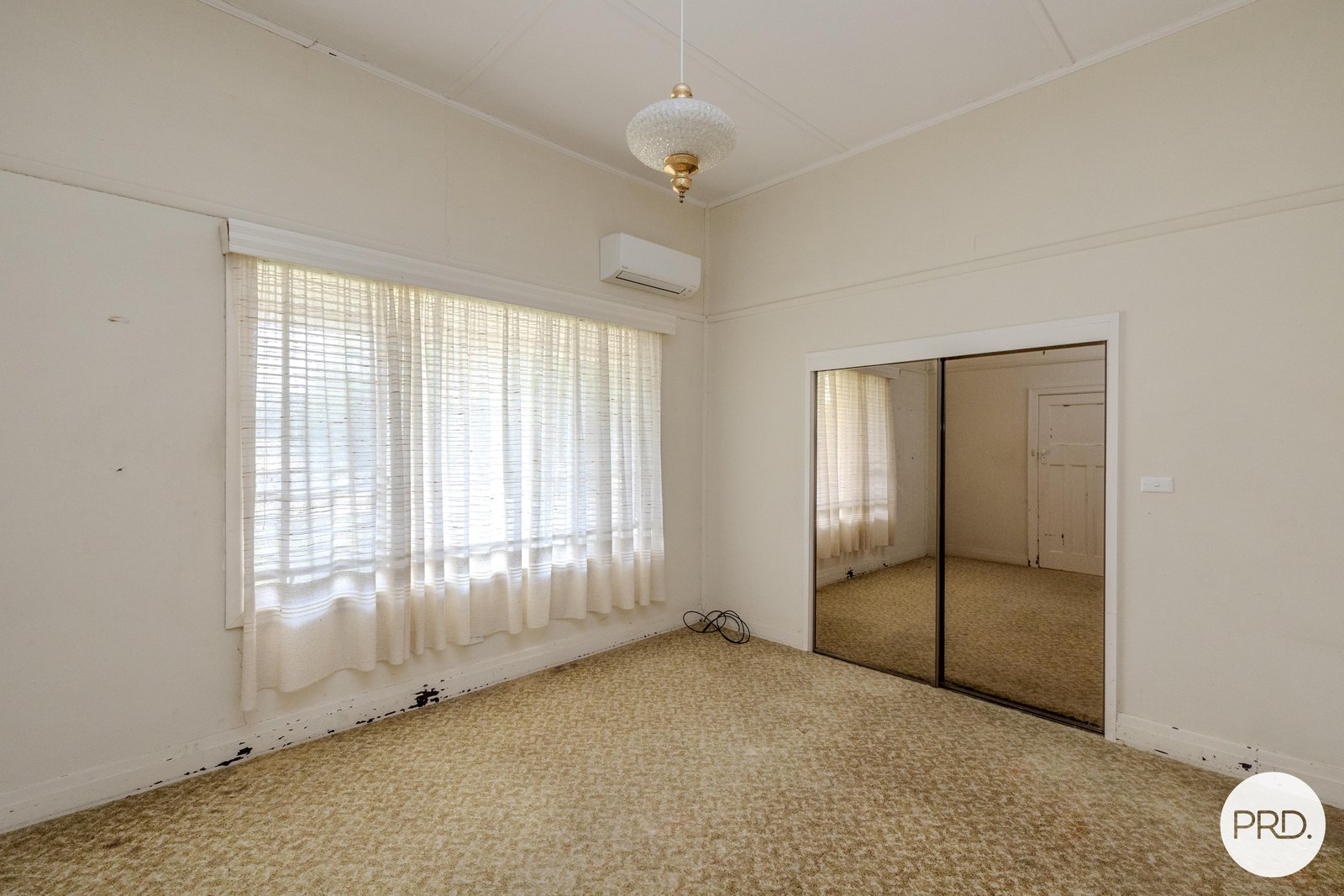 27 Farrell Street OUYEN 14