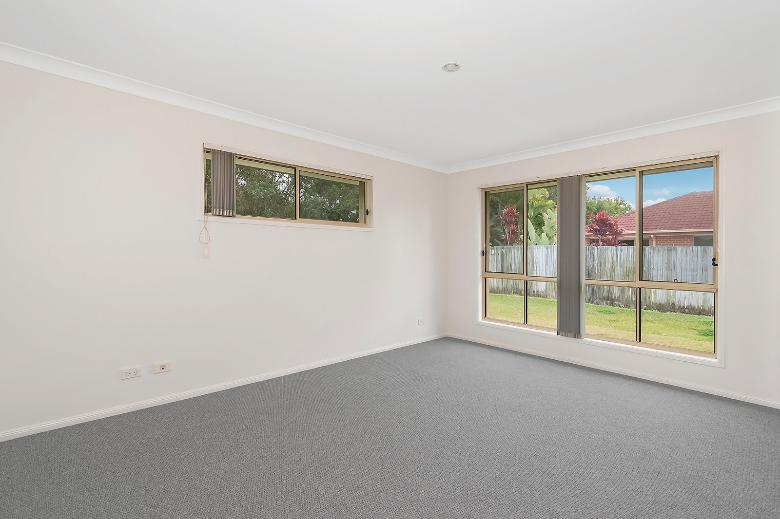 27 Ferncliffe Street UPPER COOMERA 7