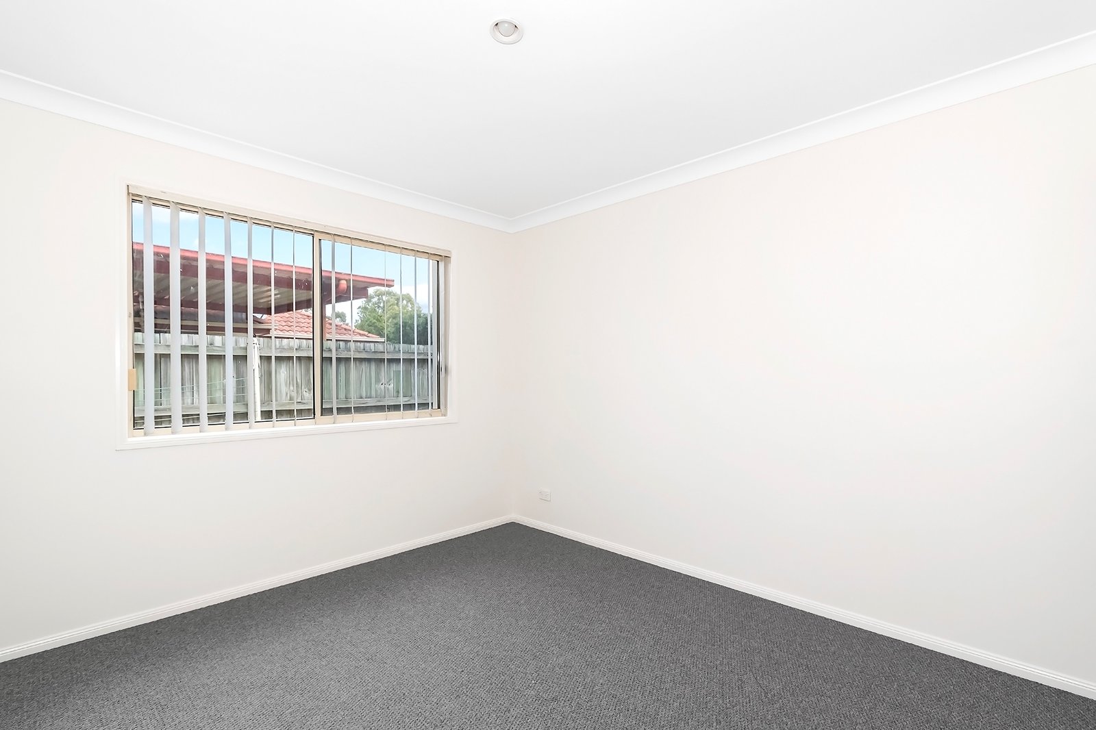 27 Ferncliffe Street UPPER COOMERA 8