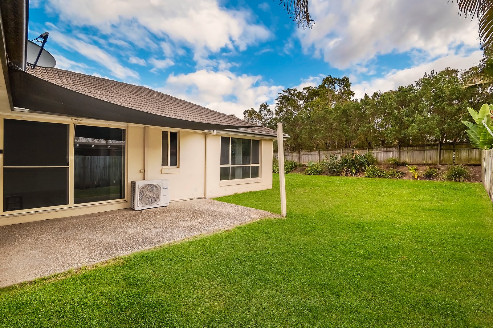 27 Ferncliffe Street UPPER COOMERA 11