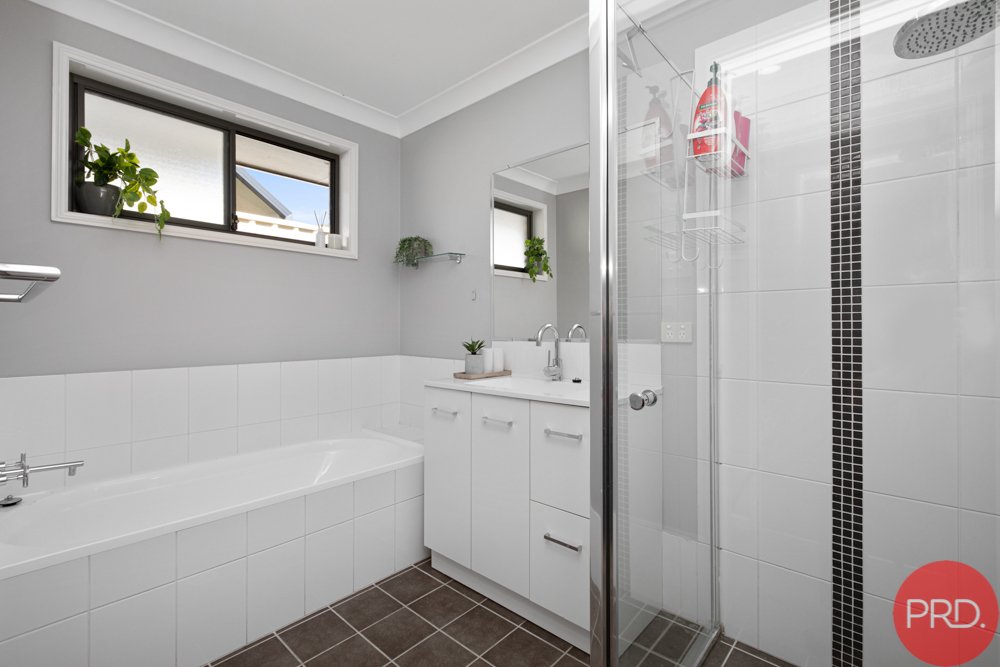 27 Fernleigh Avenue RUTHERFORD 14