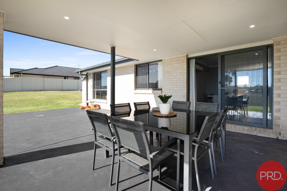 27 Fernleigh Avenue RUTHERFORD 16