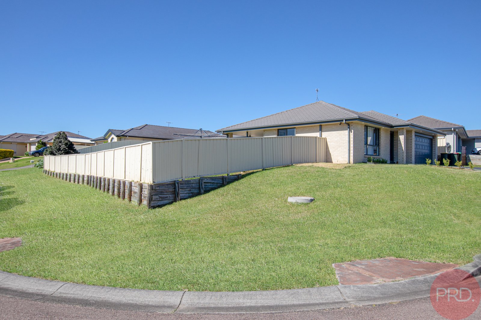 27 Fernleigh Avenue RUTHERFORD 24