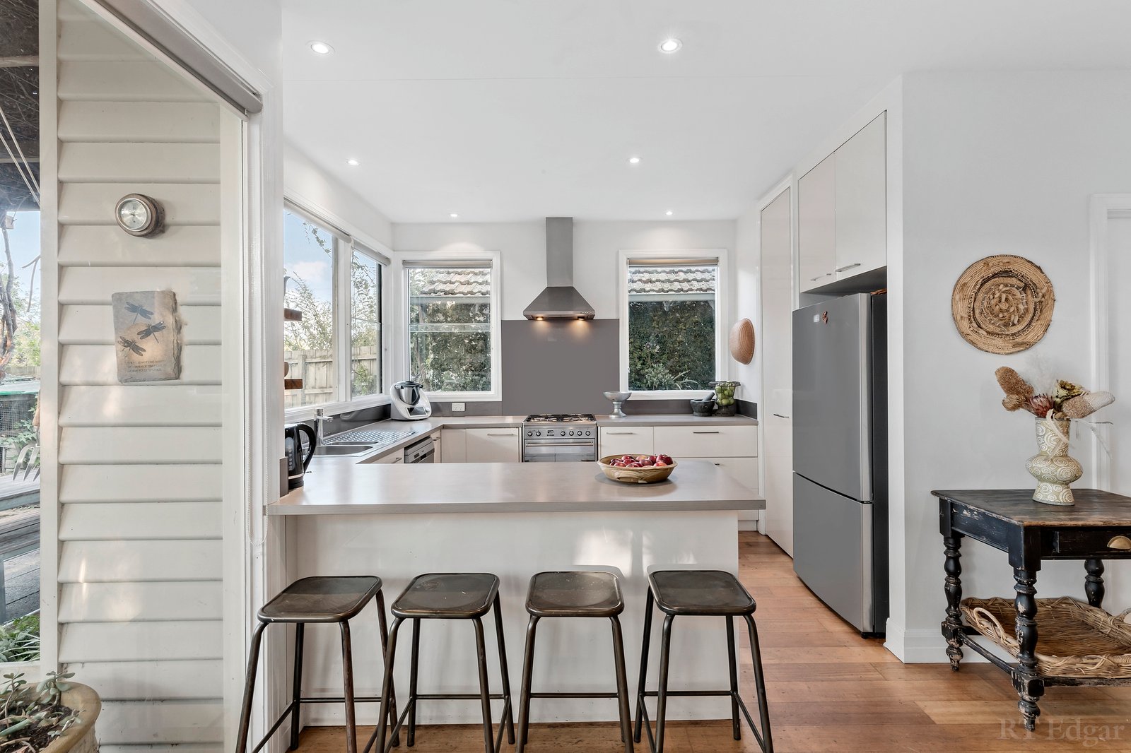 Real Estate and Property in 27 First Avenue, Kew, VIC