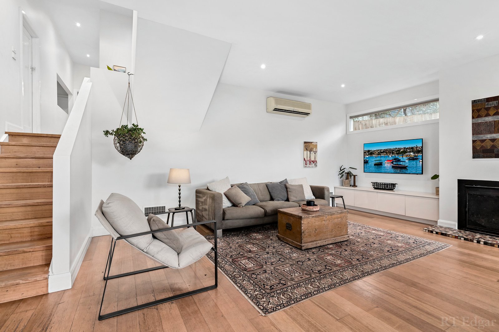 Real Estate and Property in 27 First Avenue, Kew, VIC