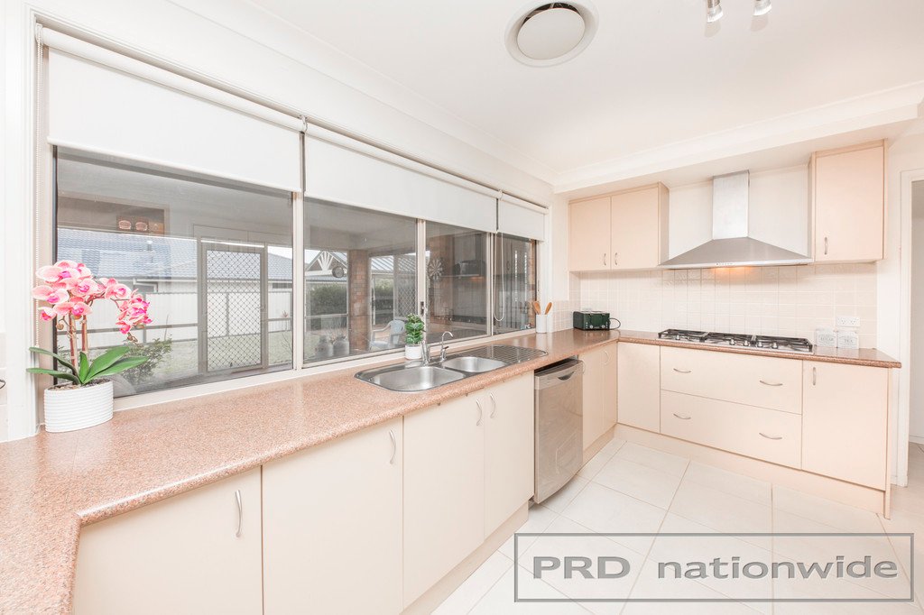 27 Forbes Cres  HEDDON GRETA 8