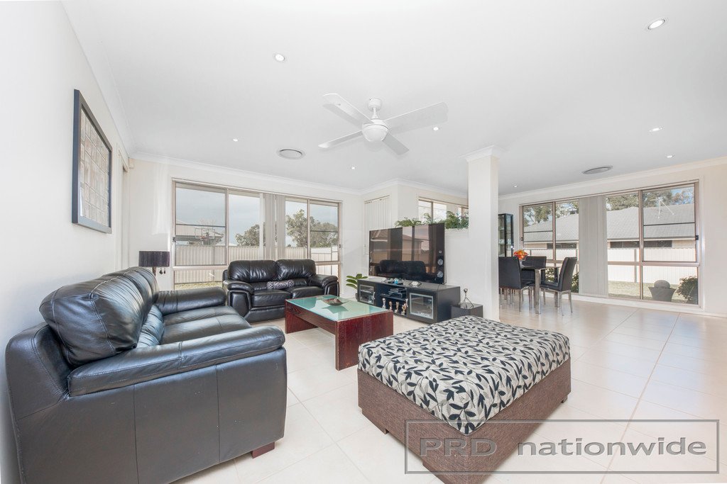 27 Forbes Cres  HEDDON GRETA 16