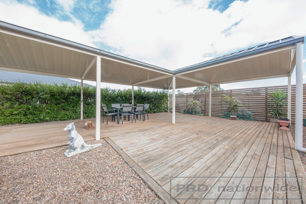 27 Forbes Cres  HEDDON GRETA 24